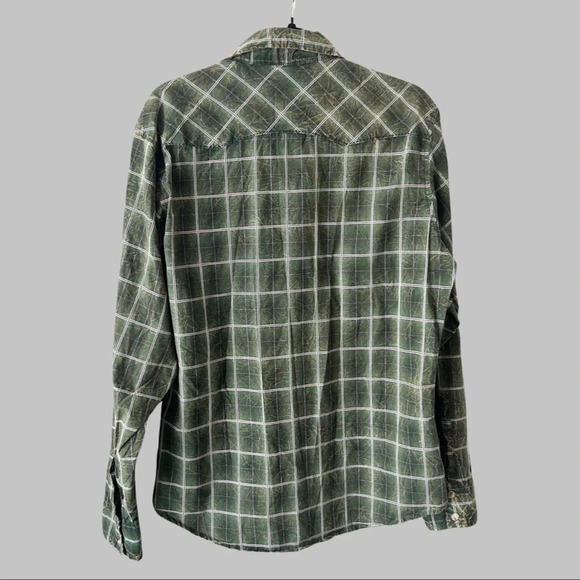 Twenty X Cotton Plaid Distressed Button Down Western Shirt - Picture 2 of 14